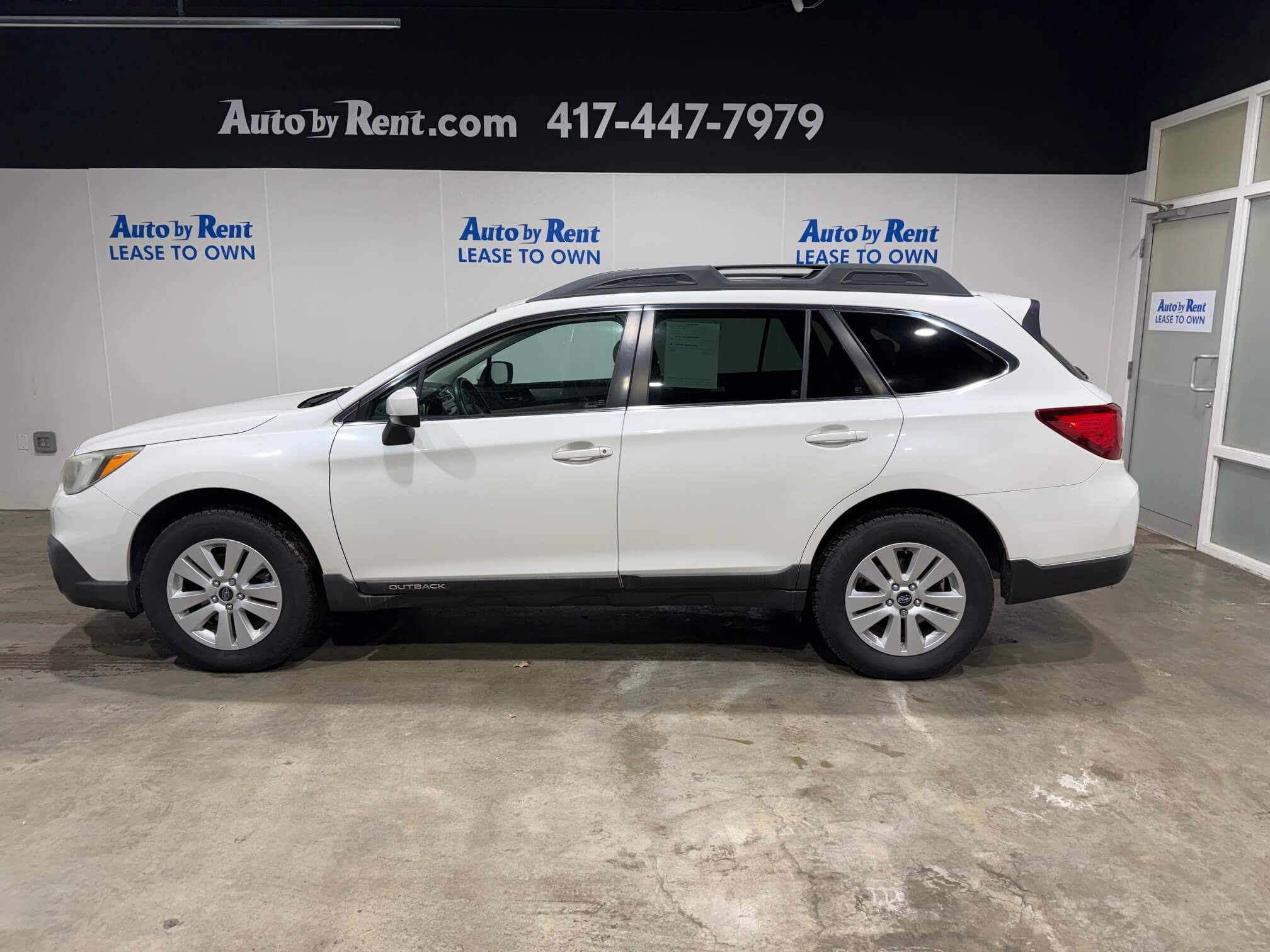 2015 Subaru Outback Premium's photo