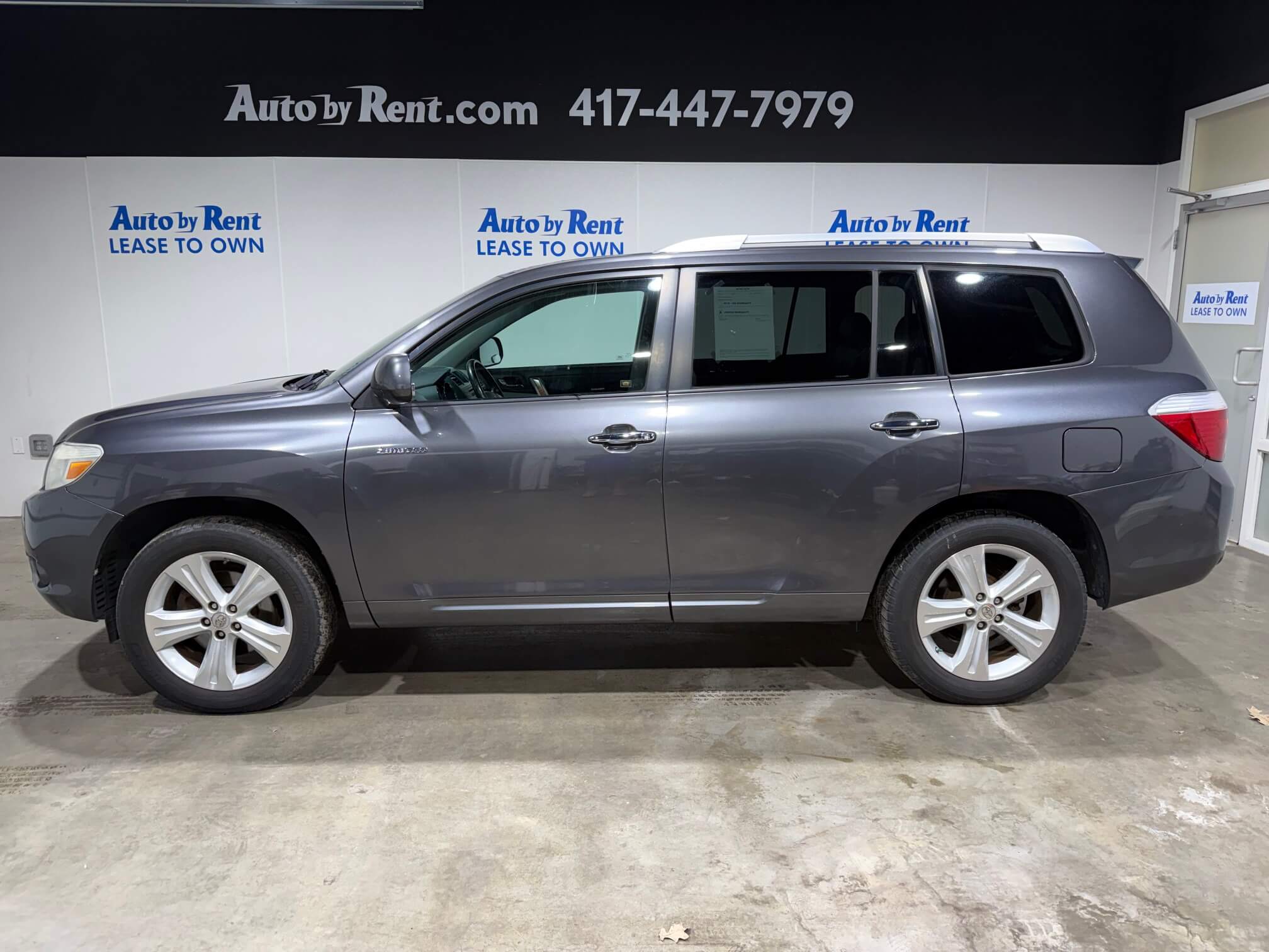 2010 Toyota Highlander Limited's photo