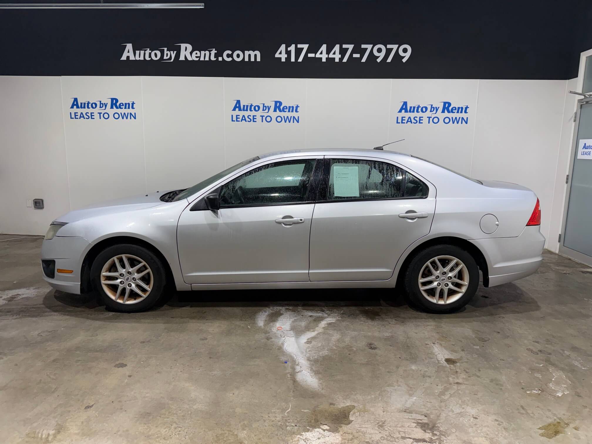 2012 Ford Fusion I-4 S's photo