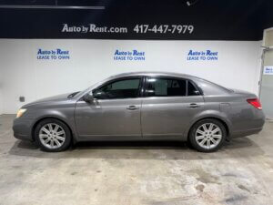 2005 Toyota Avaoln